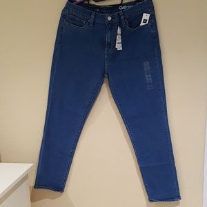 NWT Women's Gap Jeans